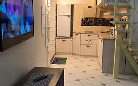 Newtone Apartment
